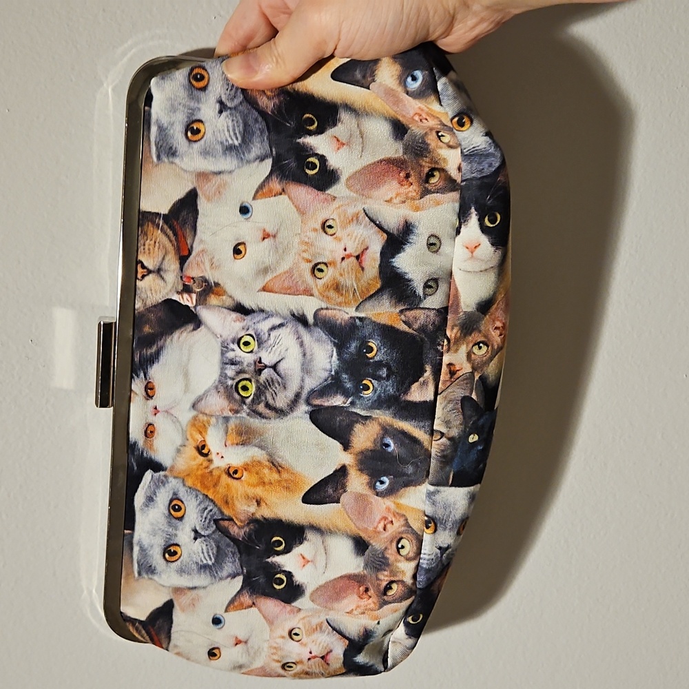 CAT COLLAGE CROSSBODY PURSE CLUTCH WITH CHAIN​